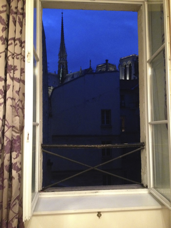 Paris apartment - "Le Quai aux Fleurs" - Long-Term Rental on Ile de la Cité