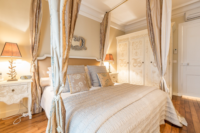 Paris apartment - "La Fille du Calvaire" - Long-term Rental