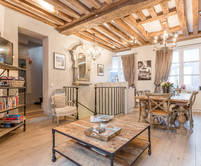Paris apartment - "Le Coeur de la Cour"- charming 2 bedroom - rue des Francs Bourgeois