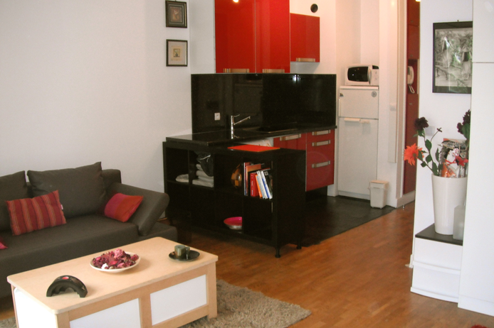 1 Paris apartment - "Pompidou Perfect" in Beaubourg/Le Marais
