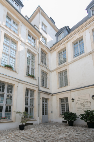 Paris apartment - Le Pastourelle in the Marais