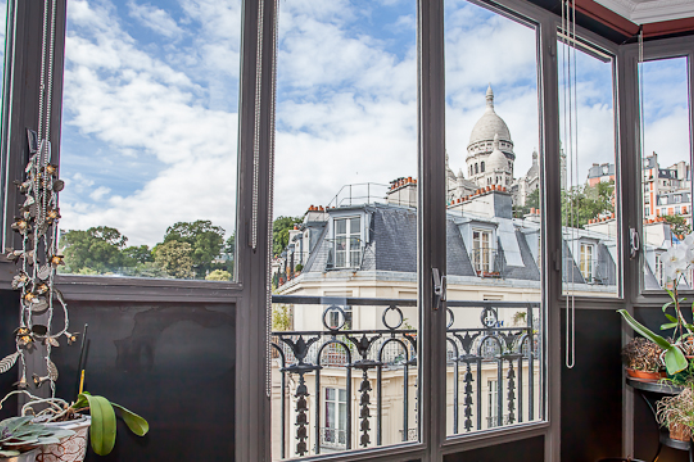 13 Paris apartment - Le Nodier - A Sacré View