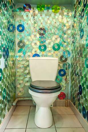 17 Paris apartment - Stephanie's Fountain - Bright, funky interior designer's family loft