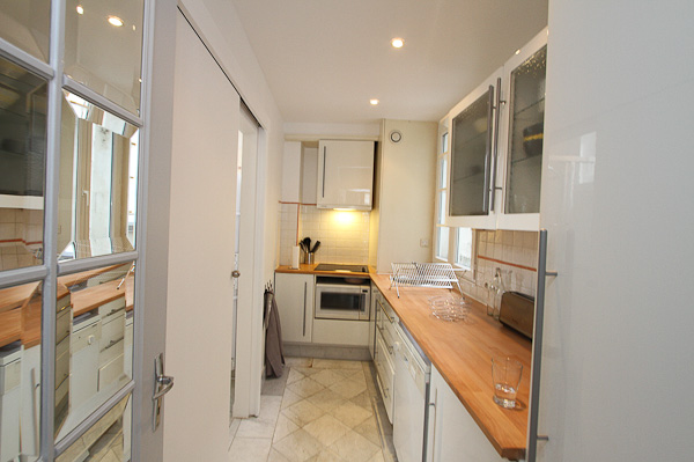 Paris apartment - "Le Saint-Michel" - a stylish, modern 2bedroom flat