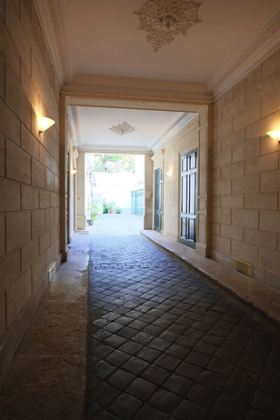 Paris apartment - "Le Petit Saint-Germain"- Long-Term Rental, One Month or More