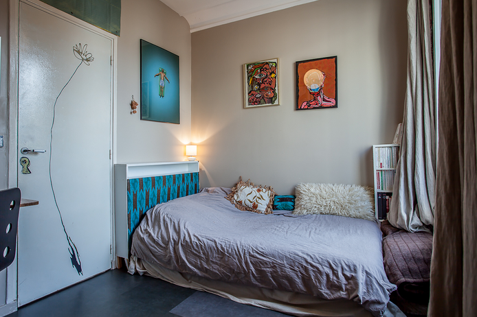 14 Paris apartment - Stephanie's Fountain - Bright, funky interior designer's family loft