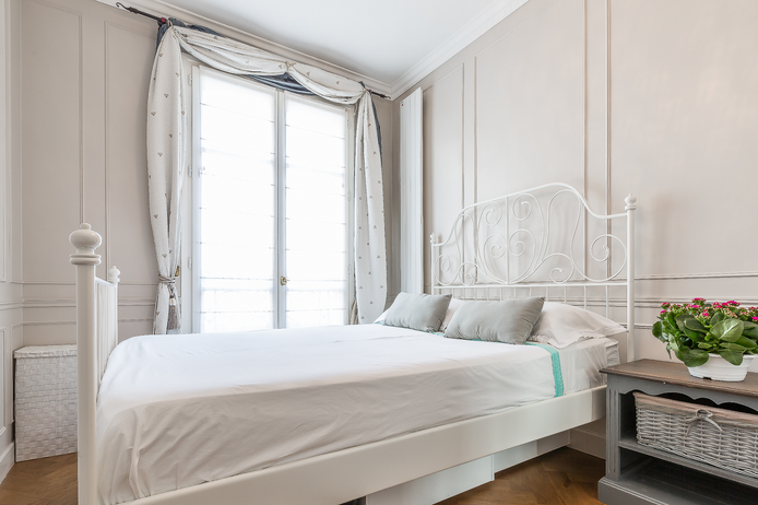 Paris apartment - "L'Etoile du 7ème" Long-Term Rental