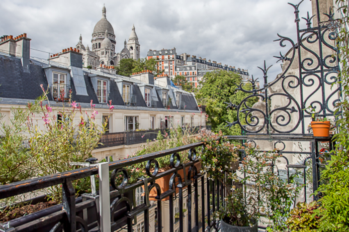 14 Paris apartment - Le Nodier - A Sacré View