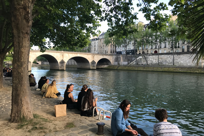 Paris apartment - "La Sainte Catherine" in the heart of the Marais. Long-Term Rental