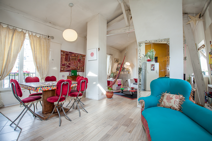 3 Paris apartment - Stephanie's Fountain - Bright, funky interior designer's family loft
